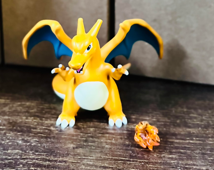 Howe Brick Charizard (Pokemon only)