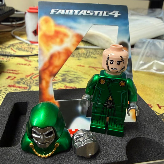 JIN The First Doctor Doom (Limited Edition Metallic) - Fantastic Four