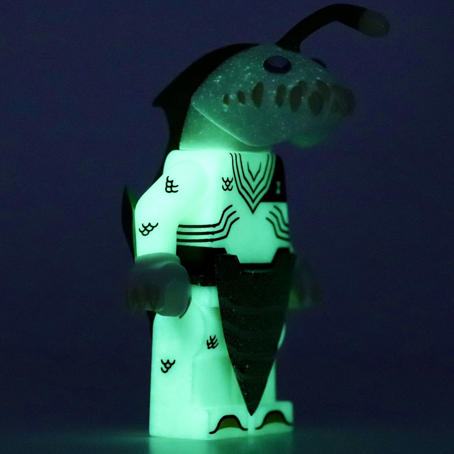 Alien Brick Ripjaws (Ben 10) Glow in the Dark