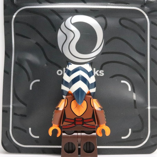 OBT Bricks Ahsoka Tano (Snippy Student) + Lekku Hairpiece