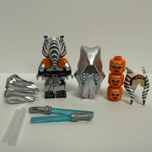 Baggles x LCM Ahsoka Tano (Grey Ronin - Metallic Silver Variant)