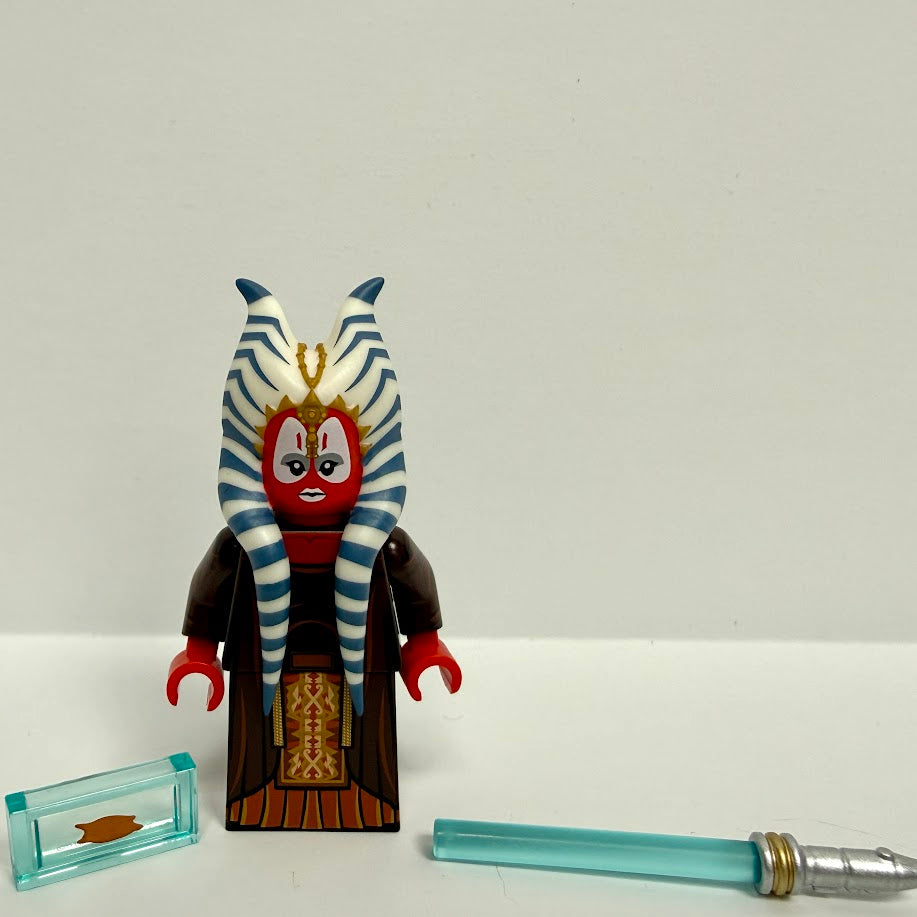 Baggles x LCM Motherly Knight (Shaak Ti)