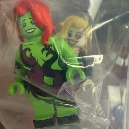 Hades.DC.Brick Harley Quinn & Poison Ivy (2 Fig Set)