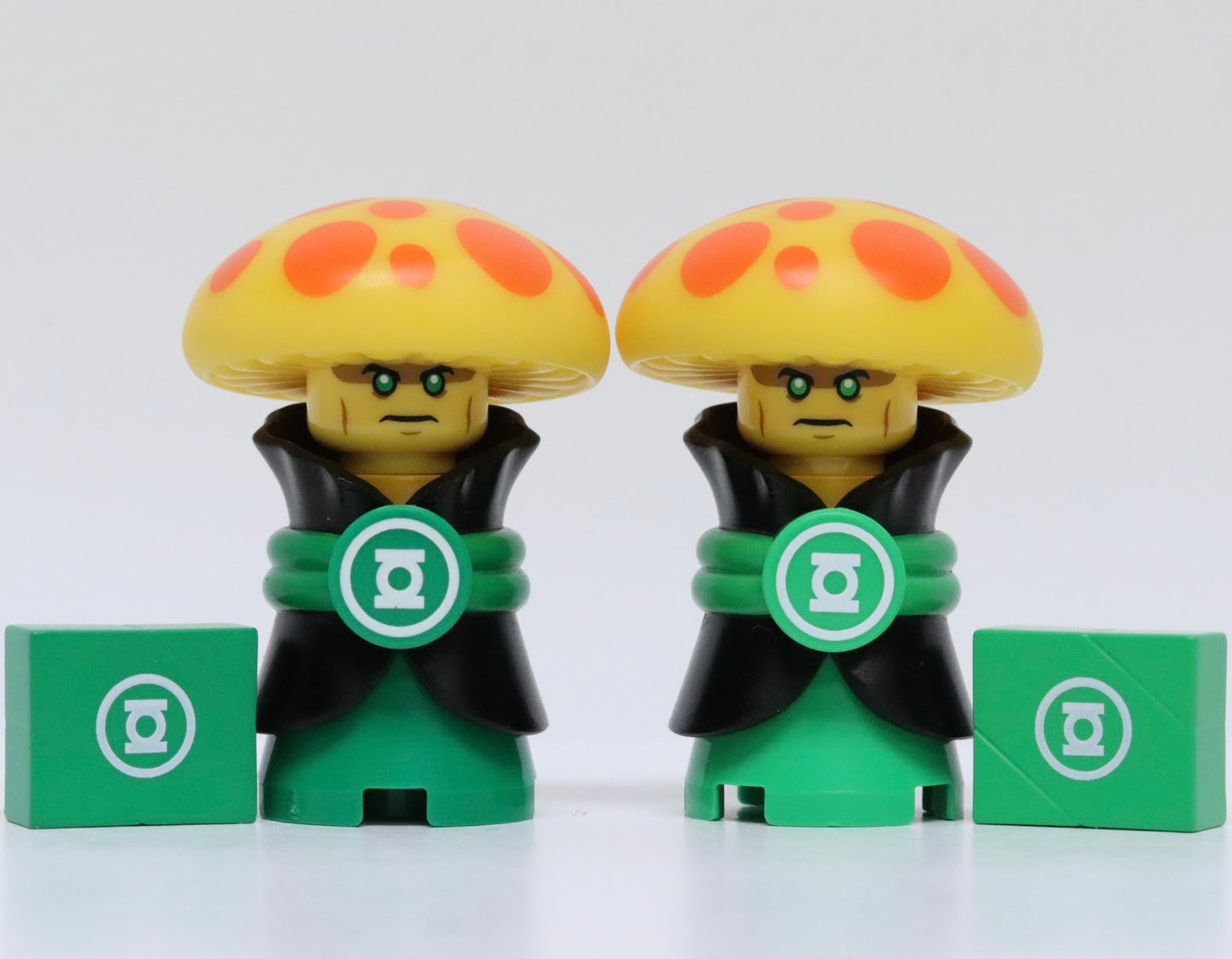 ZKJ.Brick Amanita (Green + Bright Green)