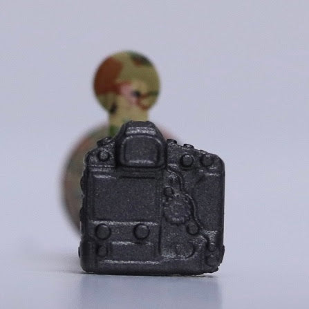 Dream Brick Canon DSLR Camera + Telescopic Camouflage Lens Accessory