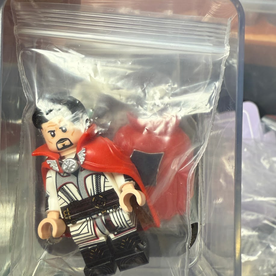 Jaka Doctor Strange (Multiverse of Madness) - White Variant