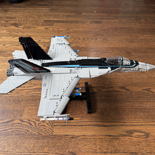 BrickVeteran Boeing F/A-18 Super Hornet "Top Gun"